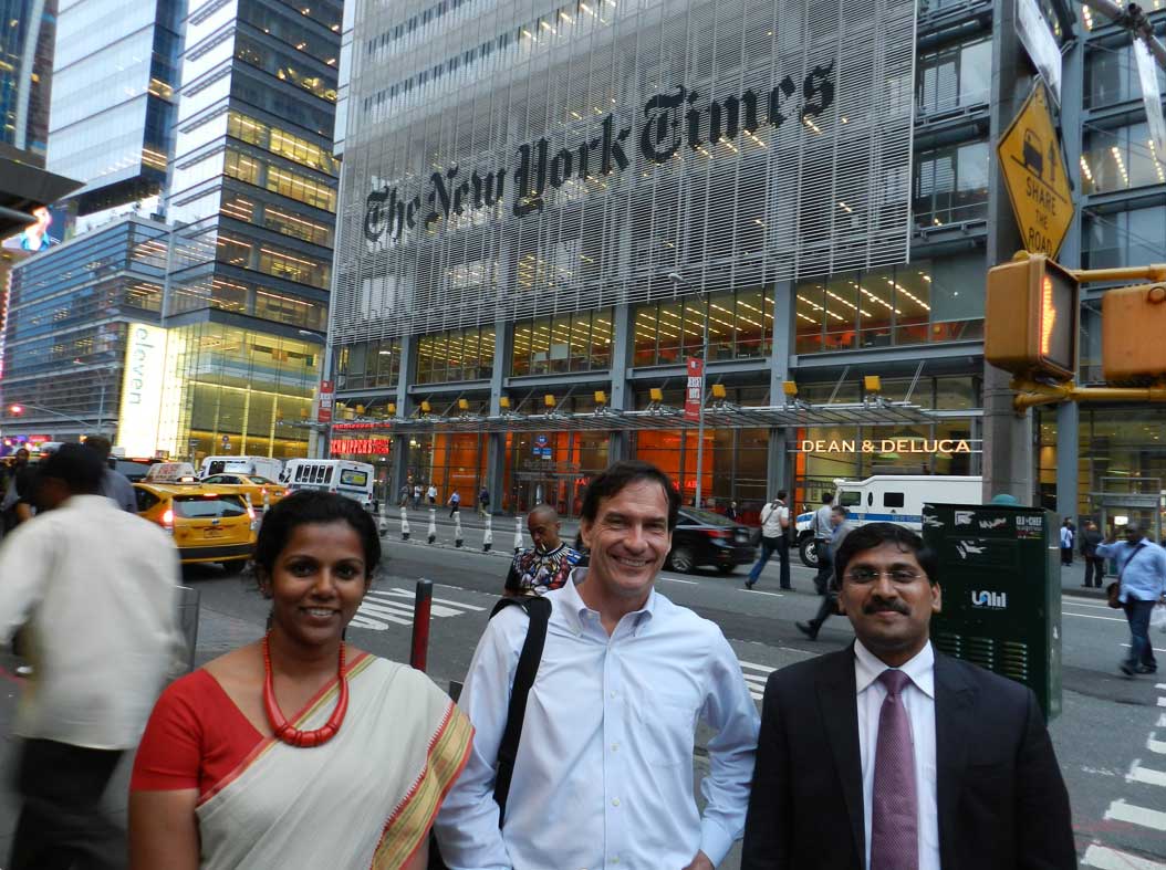 2015 delegation with New York Times Politics Editor Gerry Mullany.