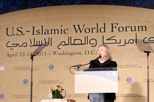 Hillary Clinton delivers keynote at U.S.-Islamic World Forum