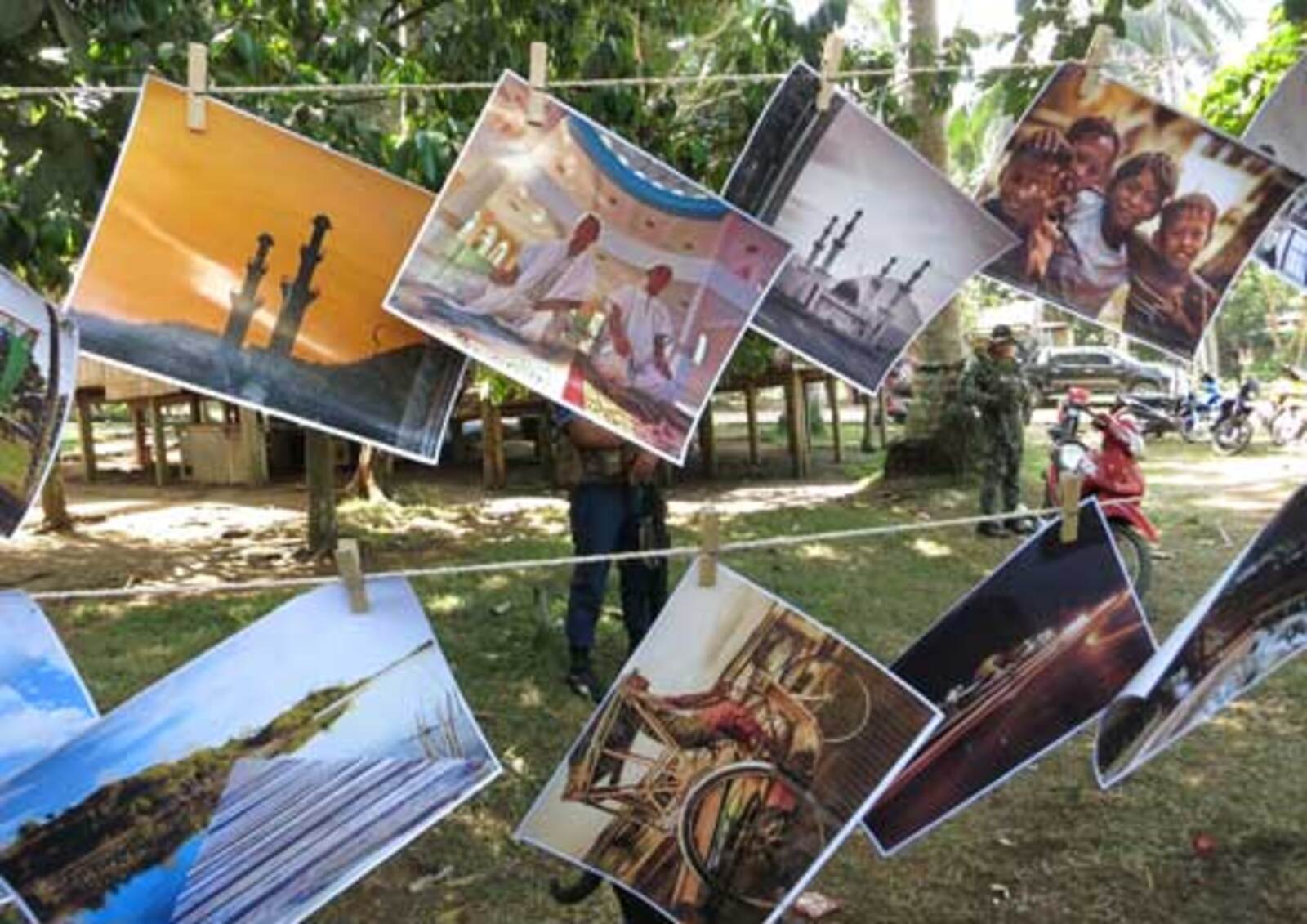 Photographs of Sulu scenery were showcased by the Sulu Photograpeace Club at the POP Art contest. 